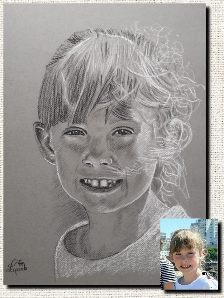 Portrait pastel d'enfant, portrait pierre noire, portrait d'après photo, dessinateur portraitiste
